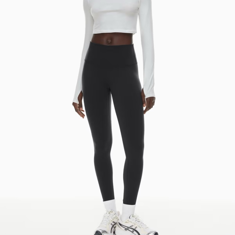 Aritzia Tna Atmosphere High Rise Leggings in size S